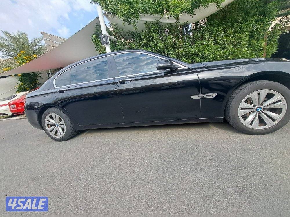 BMW 730i نظيف جدا الحجم الكبير استخدام نظيف4