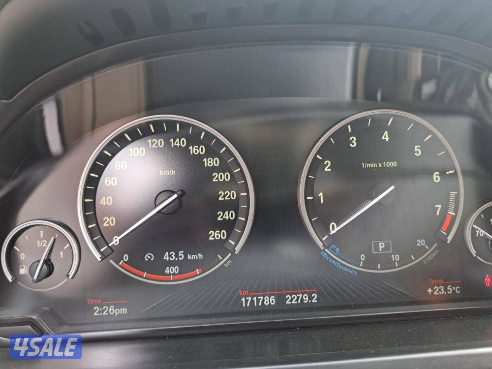 BMW 730i نظيف جدا الحجم الكبير استخدام نظيف10