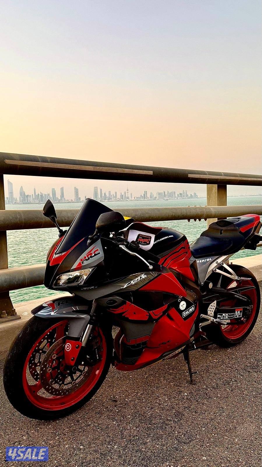 للبيع سيكل cbr 600 rr نظيف موناقصه شي وتواير برلي يديده وتوني مسرفسه3