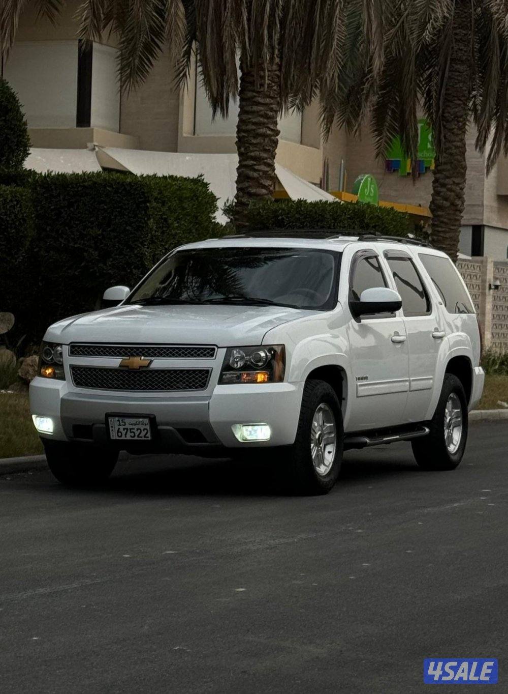 للبيع تاهو Z71 موديل 2012 دبل قير ماشي 2340