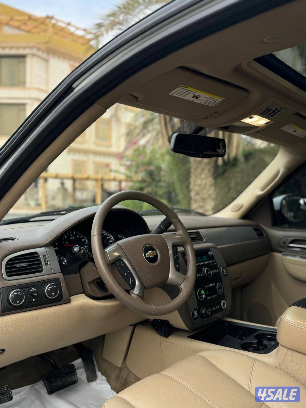 للبيع تاهو Z71 موديل 2012 دبل قير ماشي 2346