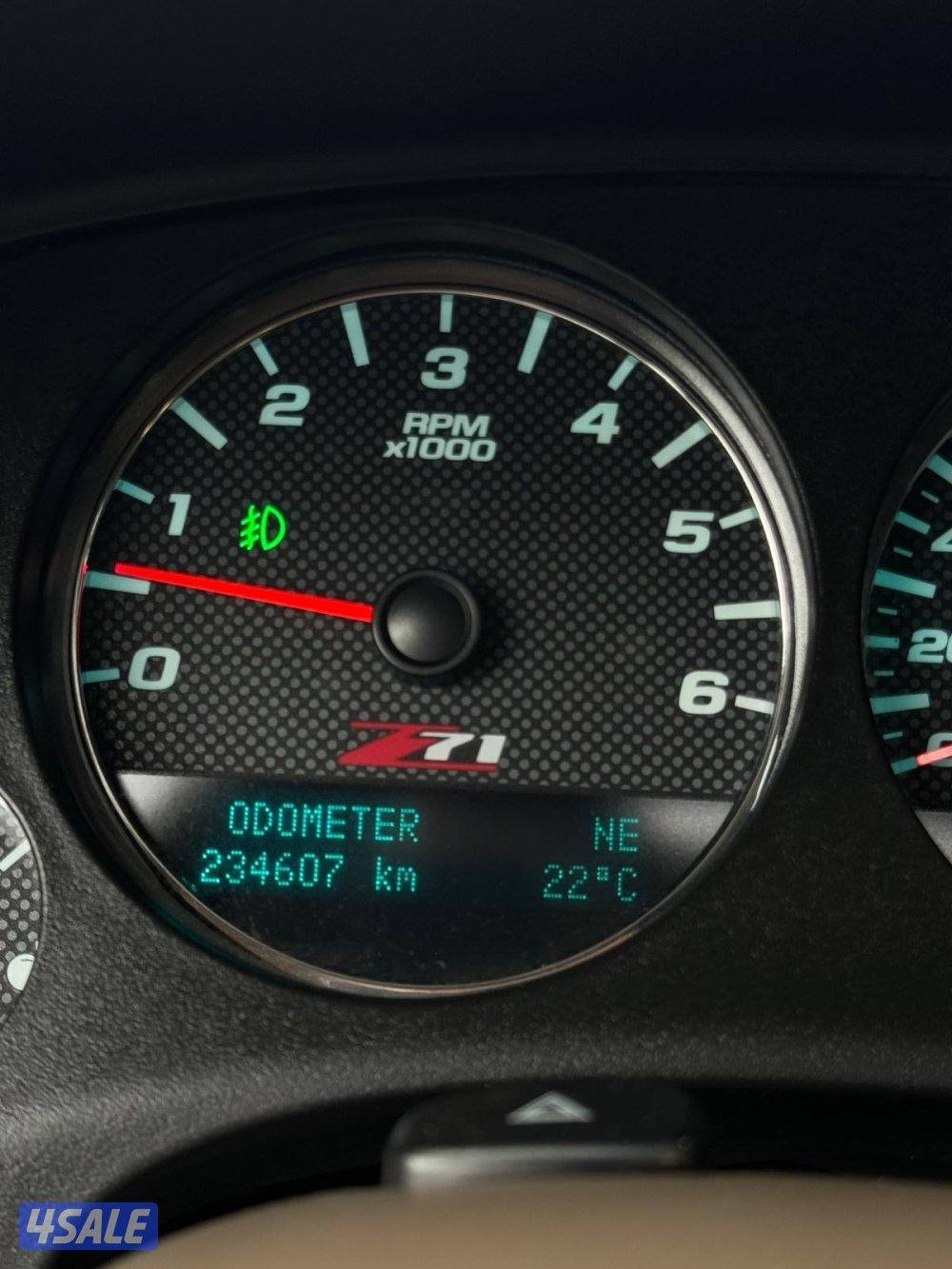 للبيع تاهو Z71 موديل 2012 دبل قير ماشي 2348