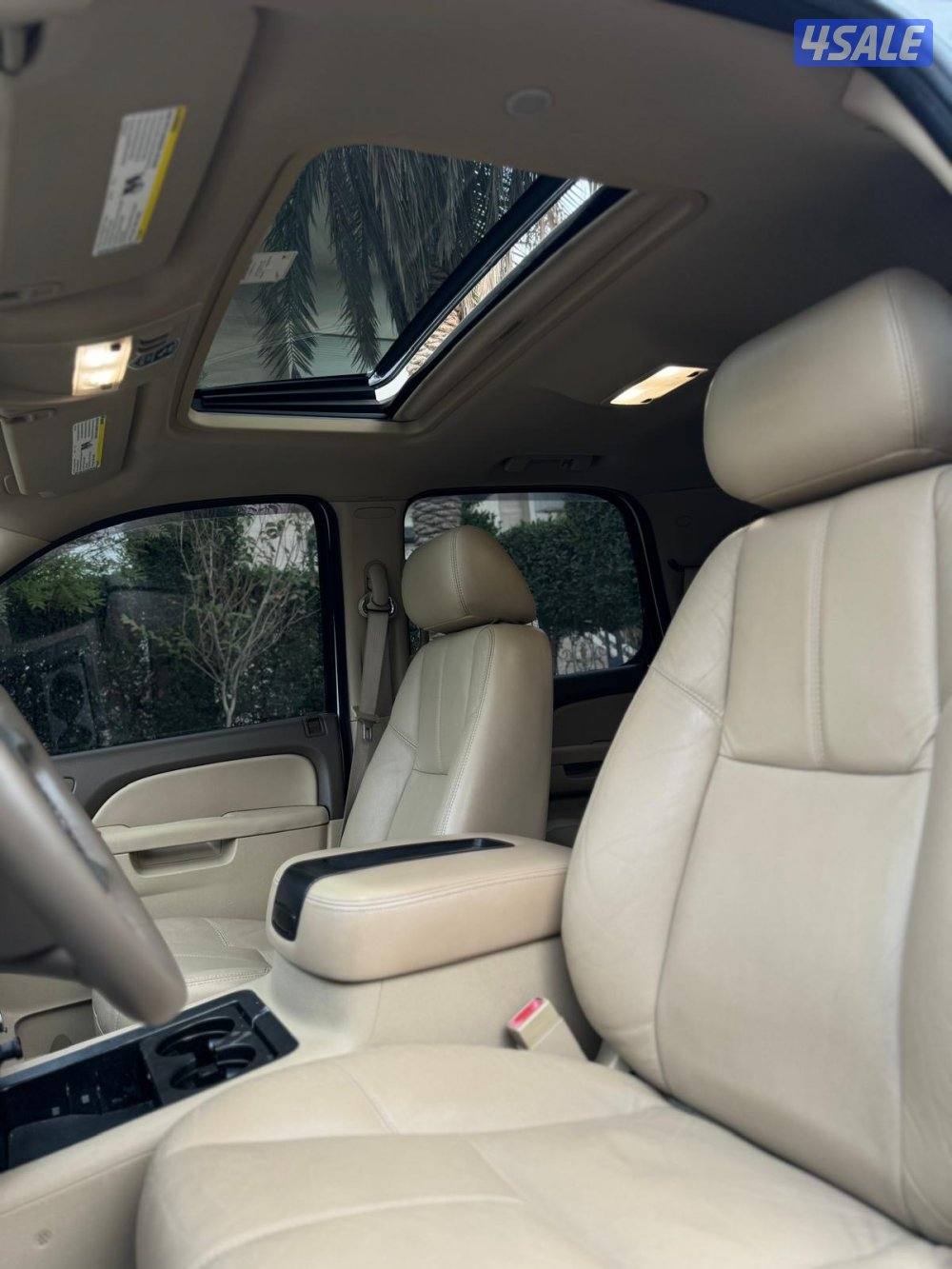 للبيع تاهو Z71 موديل 2012 دبل قير ماشي 2347