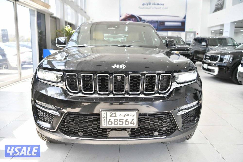 جيب جراند شيروكي ليمتد1