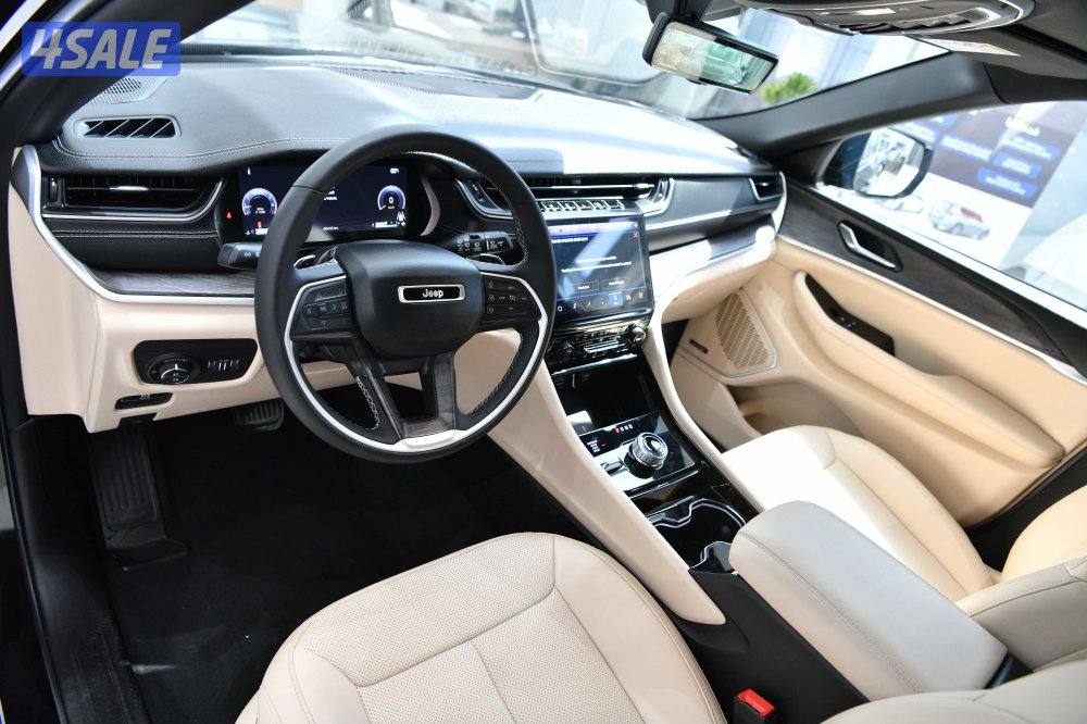 جيب جراند شيروكي ليمتد5