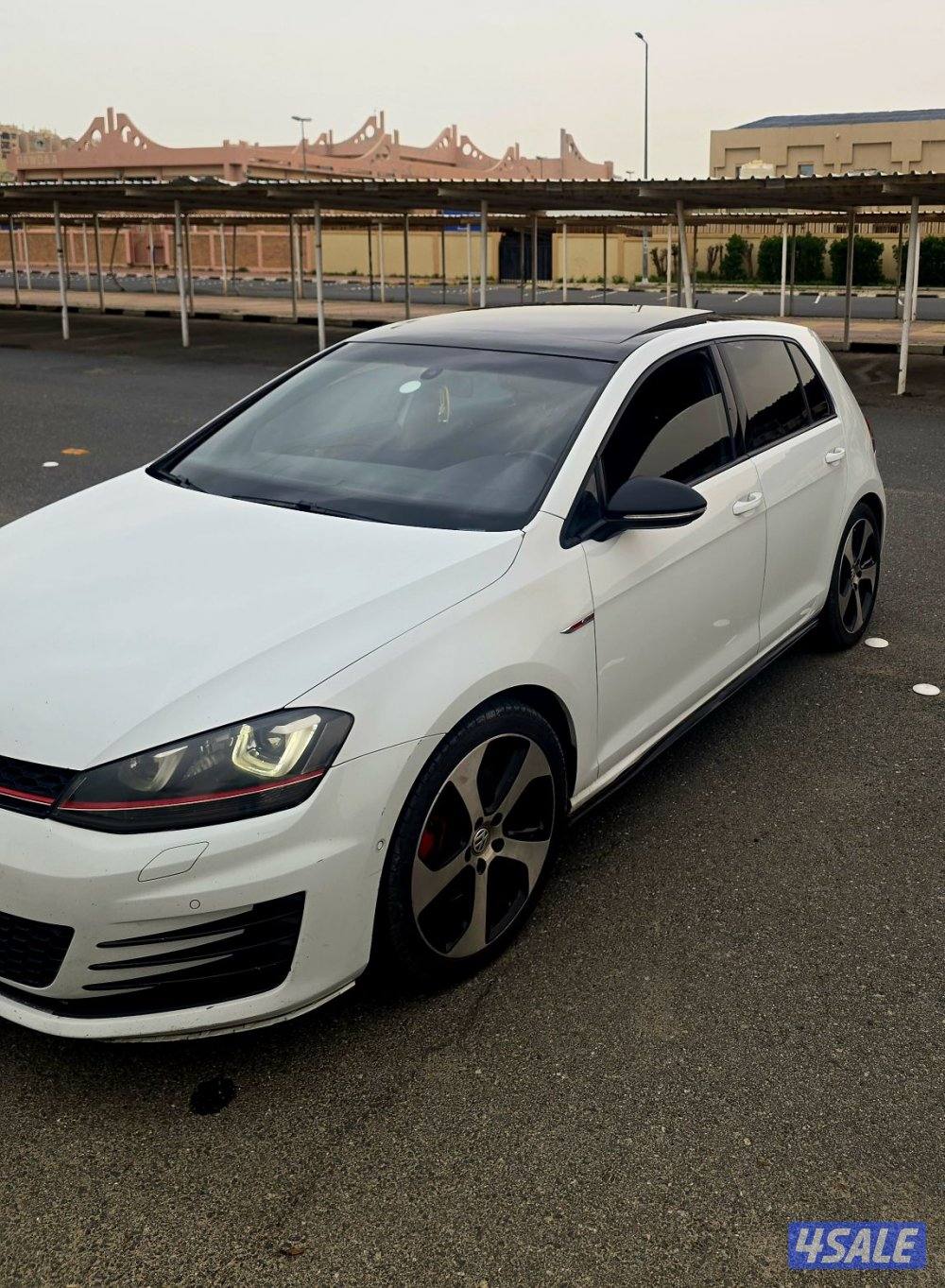 فولكسفاغن جولف موديل GTI 2014 كامل المواصفات شرط الفحص1