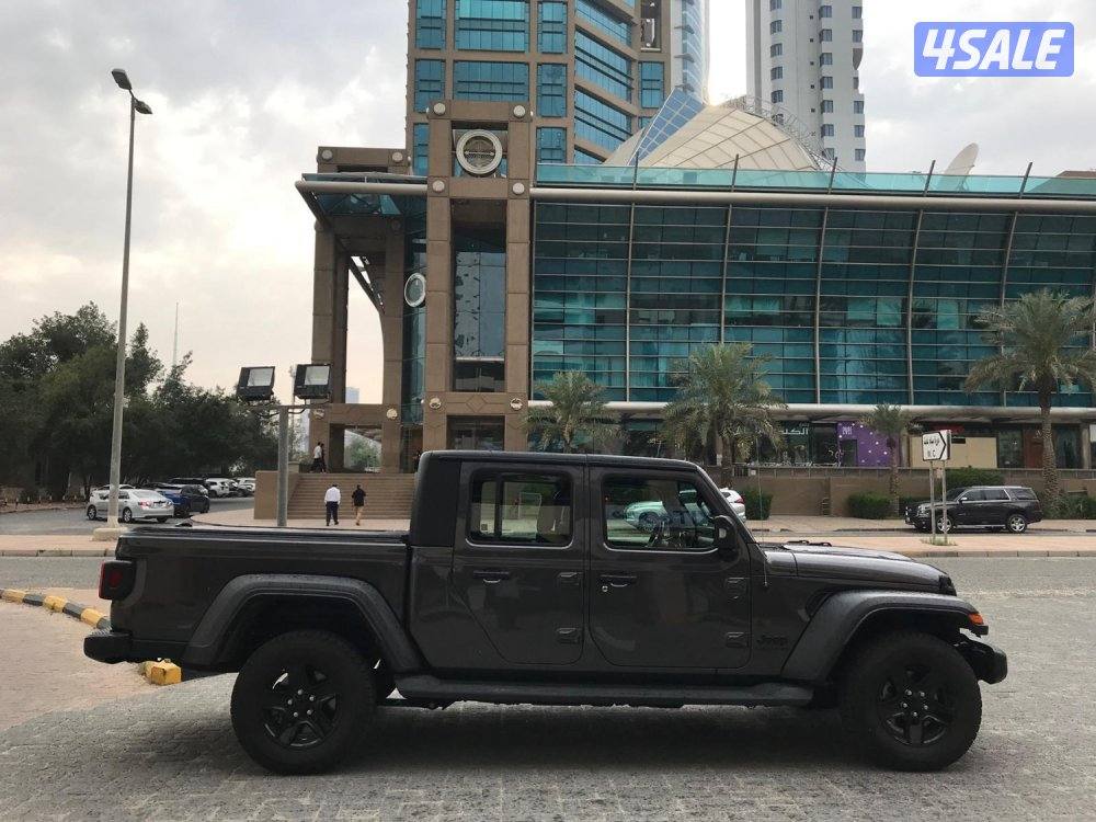 اذا بخاطرك وانيت رانجلر ما راح تلقى احلى منه5