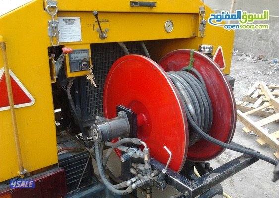 تسليك مجاري بامكينة الضغط مياء وهواء ومكينة الاسبرنج1