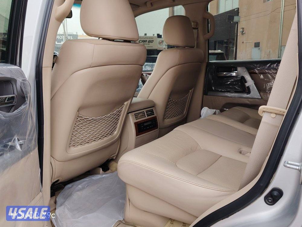 لاندكروزر VXR5