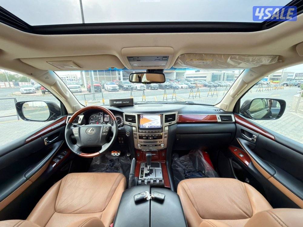 لكزس LX570 موديل 2015 الدرجه الاولي12