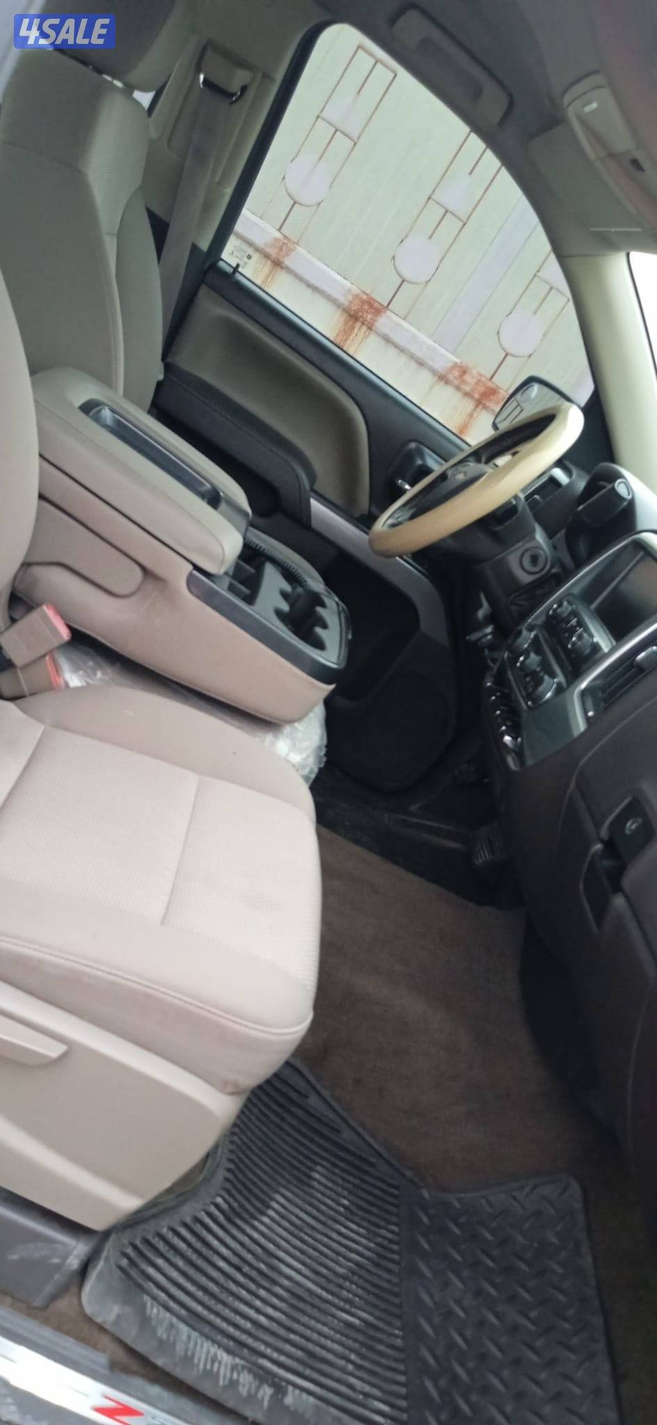 للبيع سلفرادو Z71 لون صدفي عداد ٩٥ الف كم شرط الفحص شامل البدي قطعه1