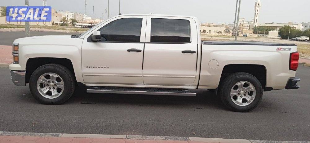 للبيع سلفرادو Z71 لون صدفي عداد ٩٥ الف كم شرط الفحص شامل البدي قطعه6