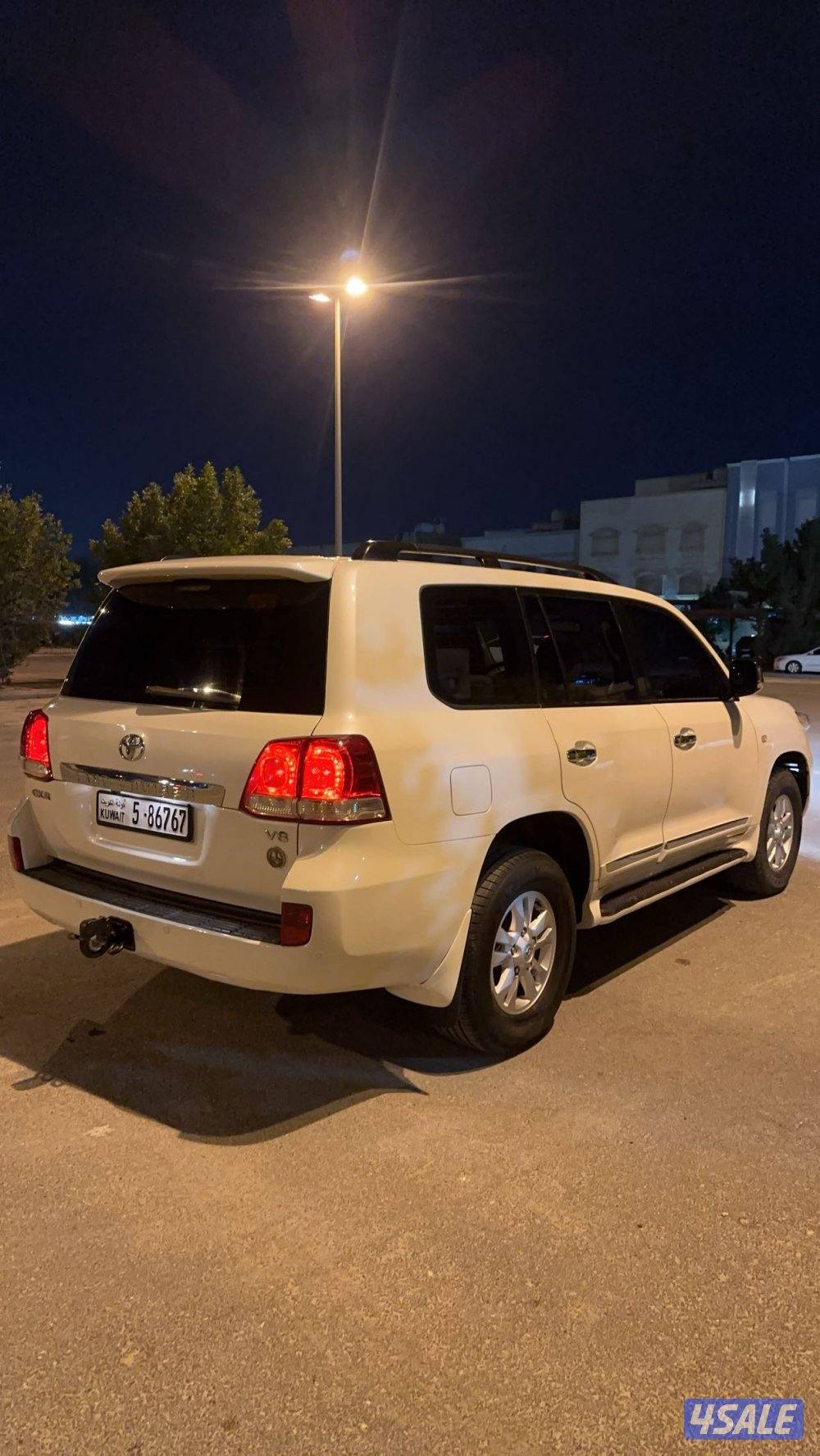 لاندكروز 20102