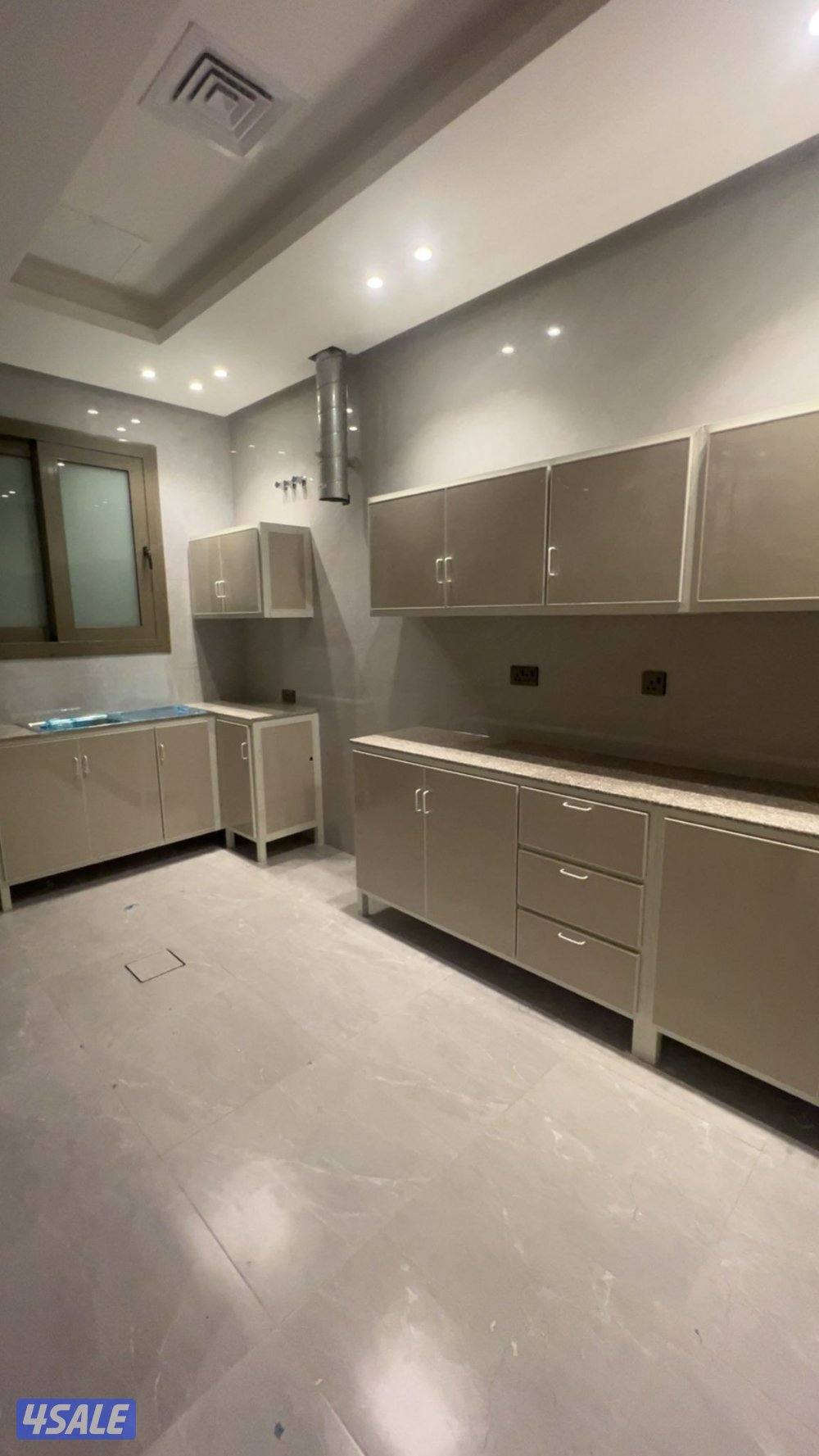 شقة في جنوب عبدالله المبارك اول ساكن0