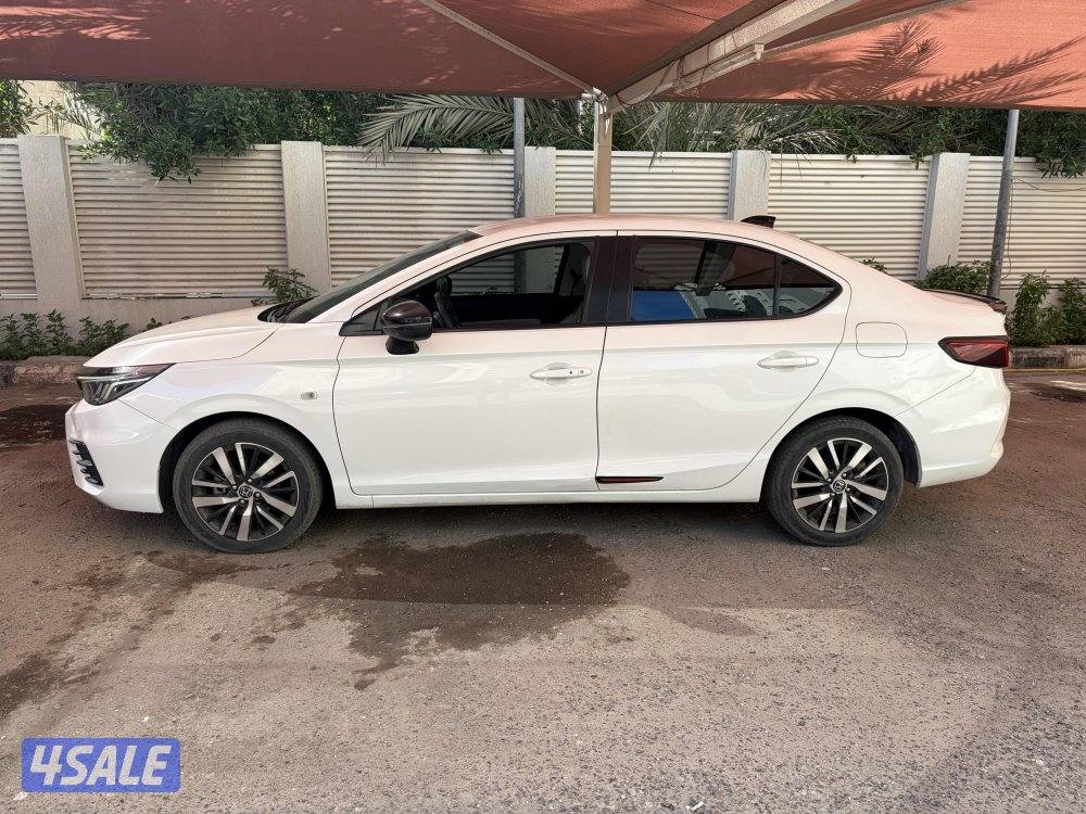 للبيع هوندا سيتي سبورت موديل ٢٠٢٣2