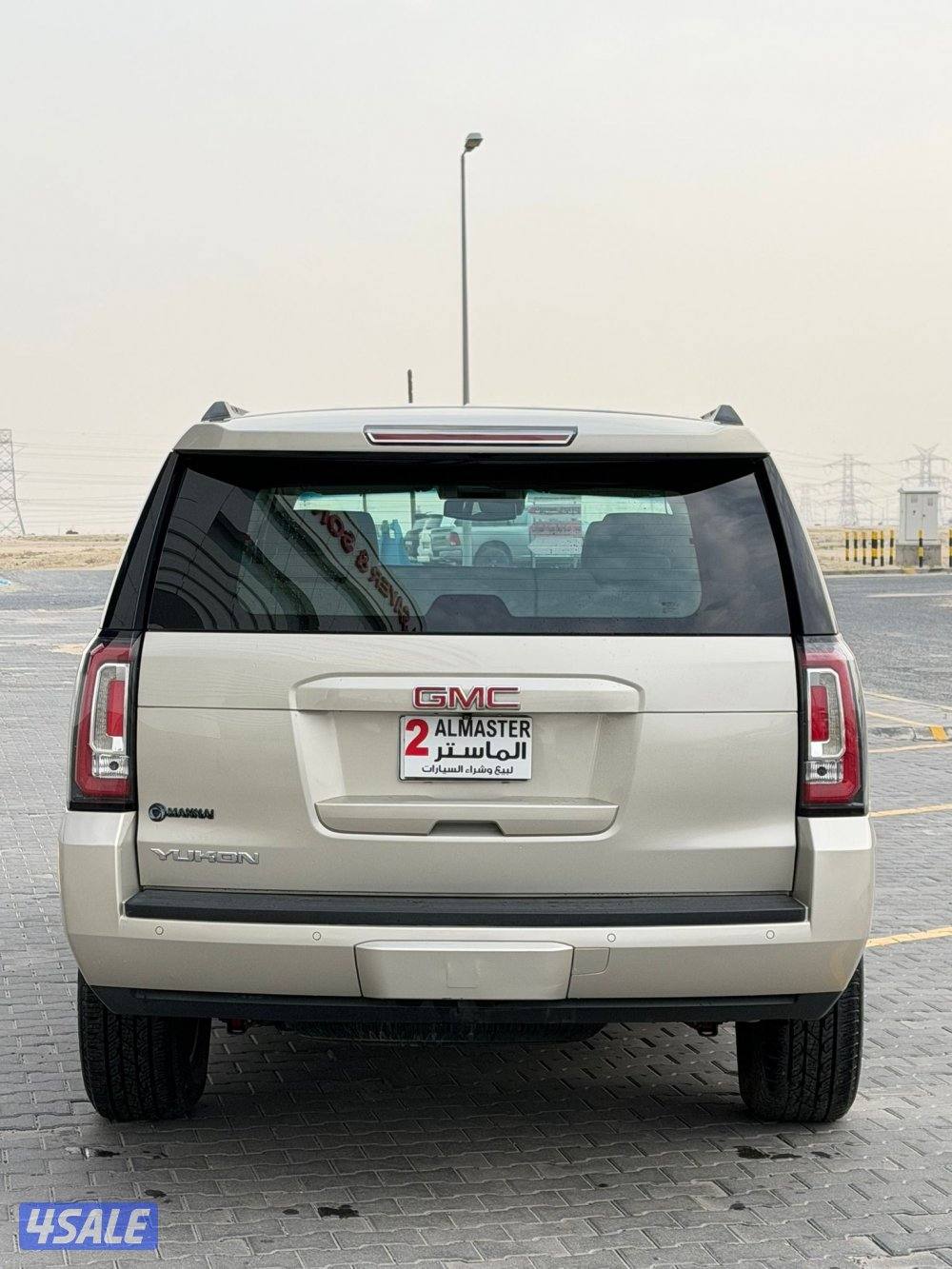 للبيع يوكن SLEموديل 2015 دبل قير4