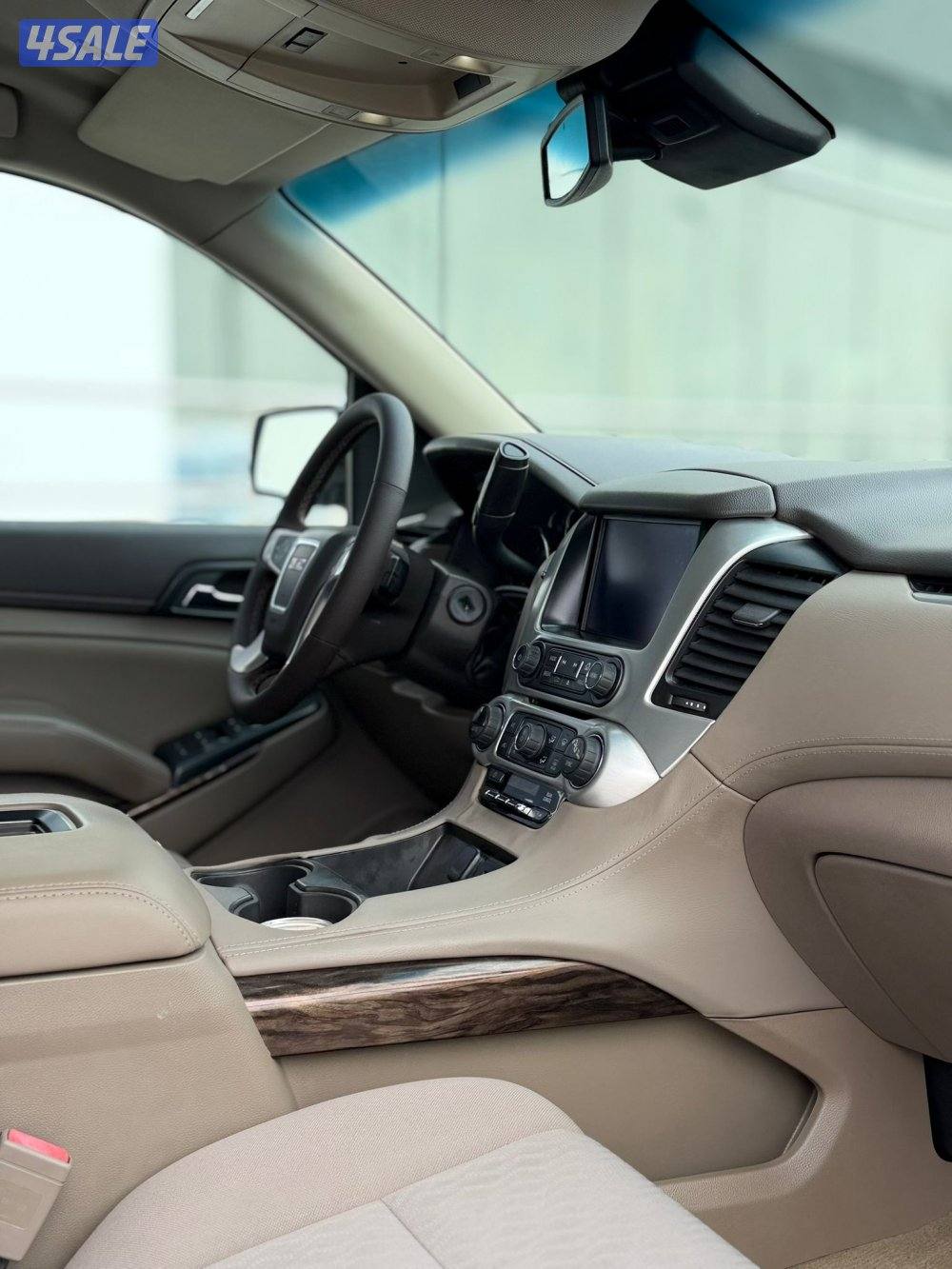 للبيع يوكن SLEموديل 2015 دبل قير8