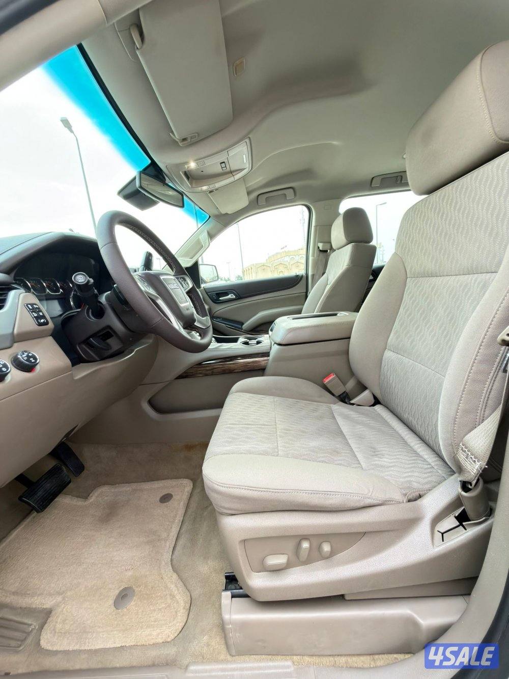 للبيع يوكن SLEموديل 2015 دبل قير10