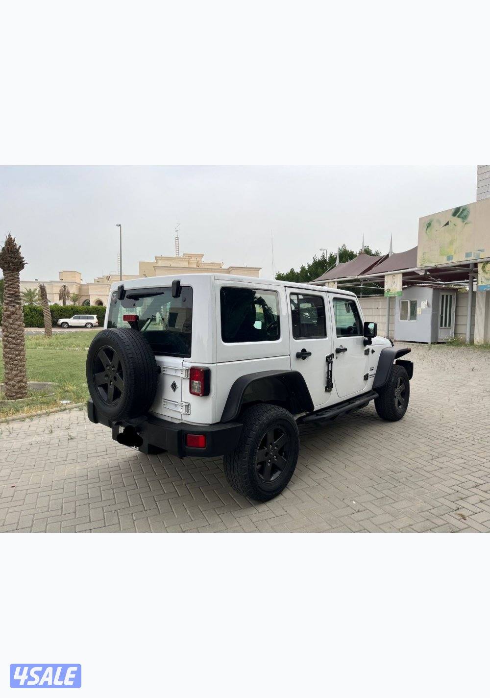 رنلقر موديل 2013 ماشي 180 صبغ الوكاله عدا6