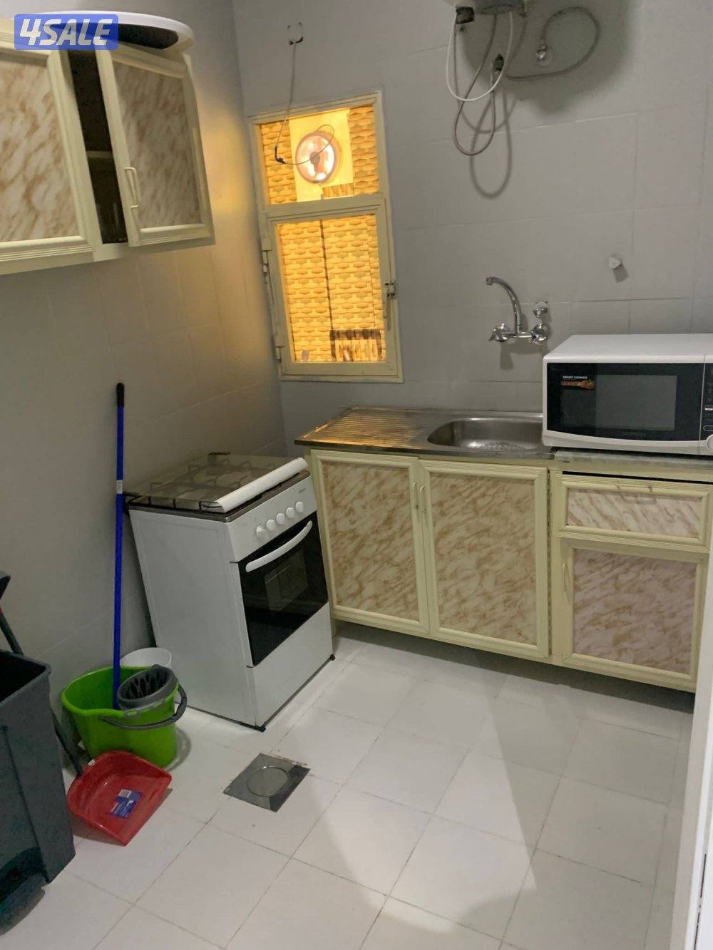 شقه للايجار خلو غرفه وصاله ومطبخ وحمام تشطيب سوبر لوكس8