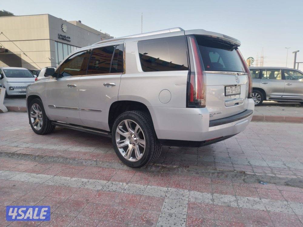 كاديلاك اسكاليد بريميوم1