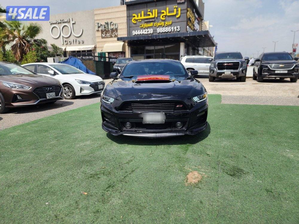 فورد موستنج  ROUSH1