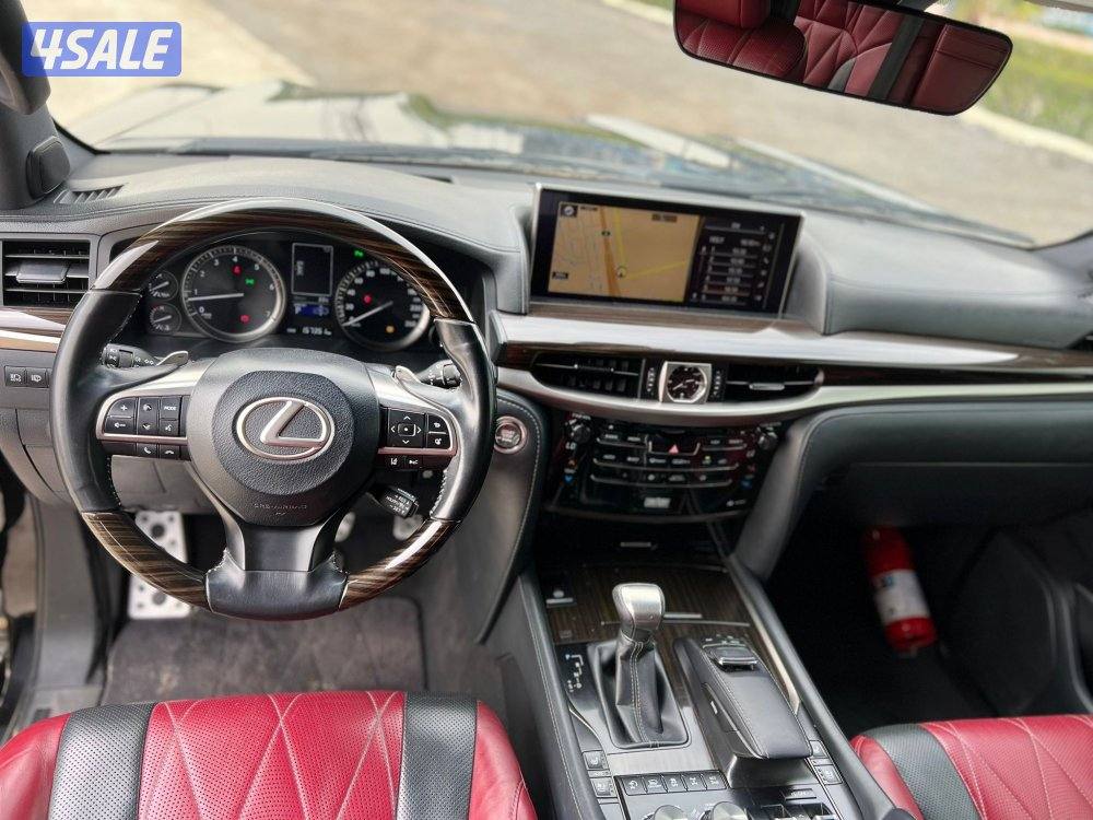 لكزس بحاله ممتاز ماشي ١٦٠ الف 20197