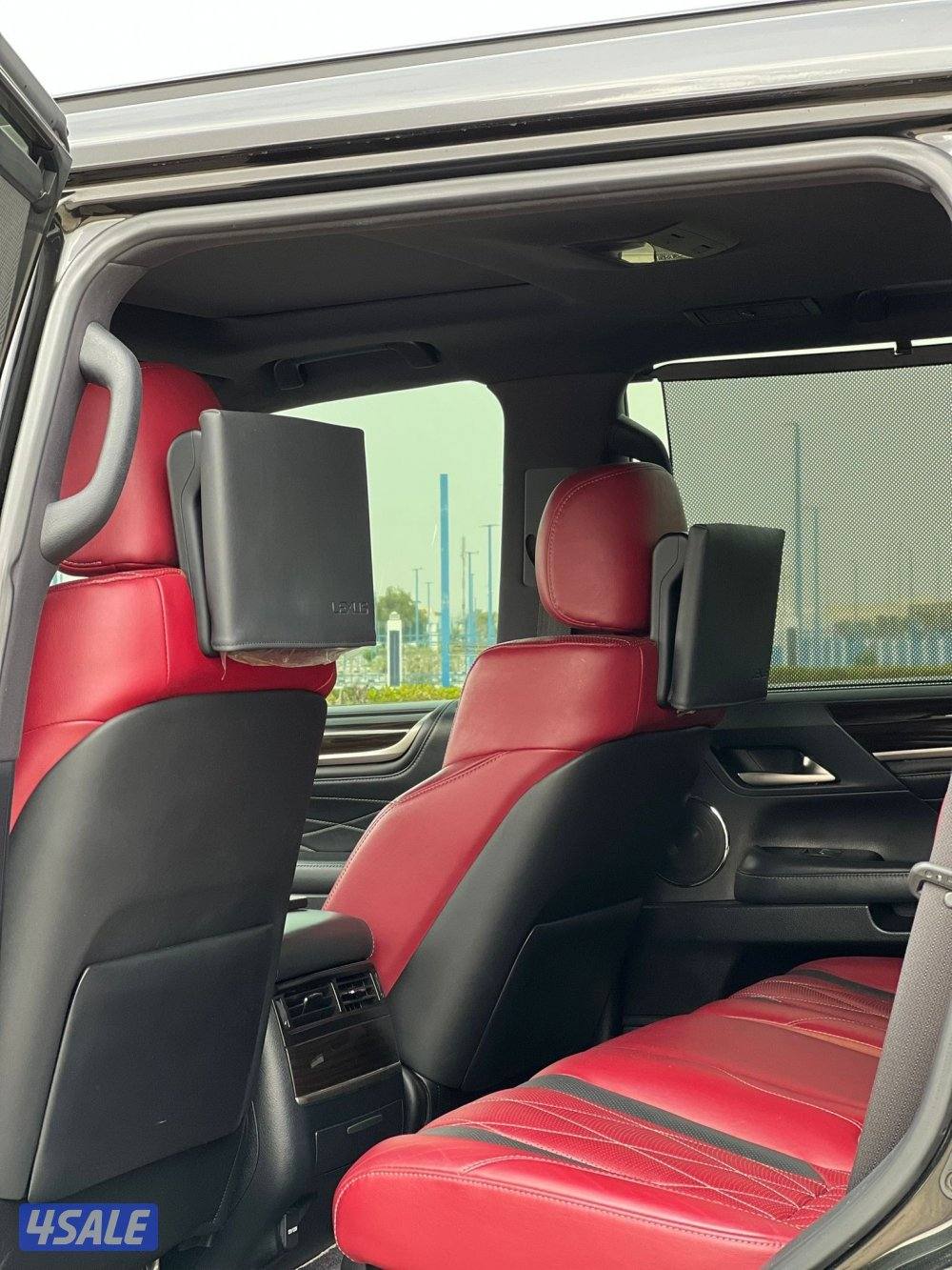 لكزس بحاله ممتاز ماشي ١٦٠ الف 20198