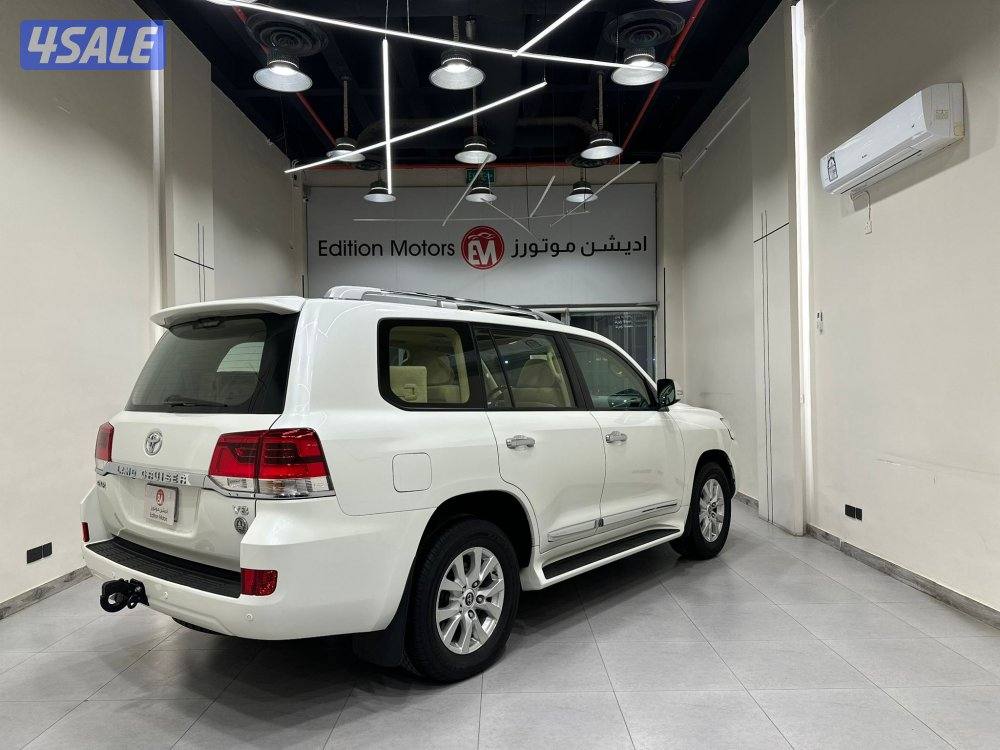 لاندكروزر GXR3