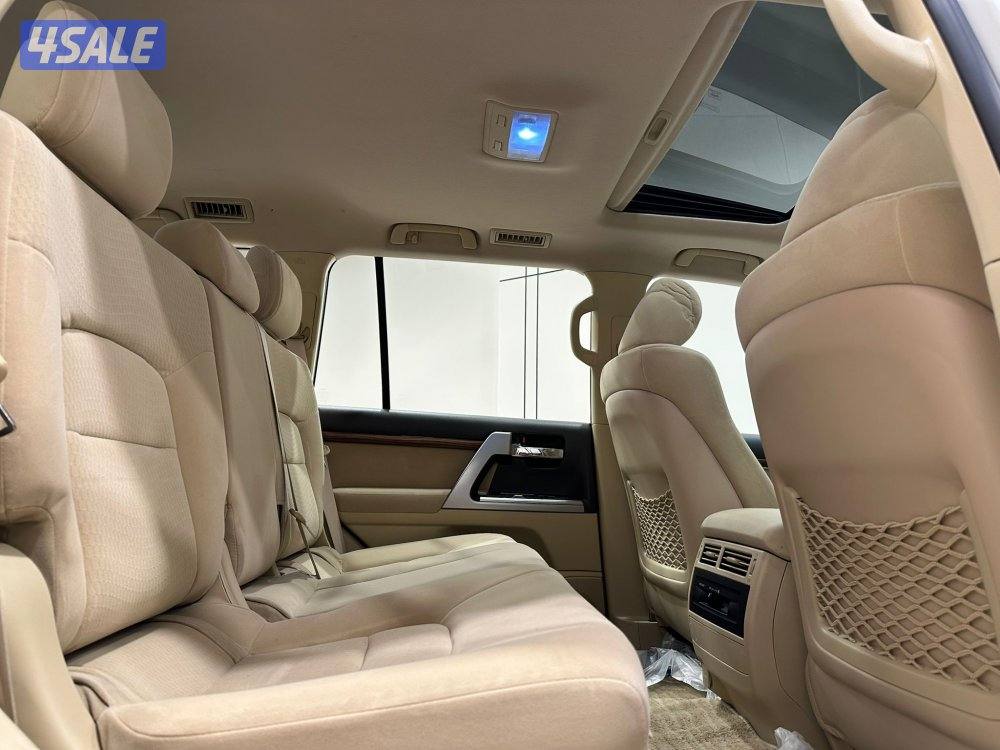 لاندكروزر GXR6