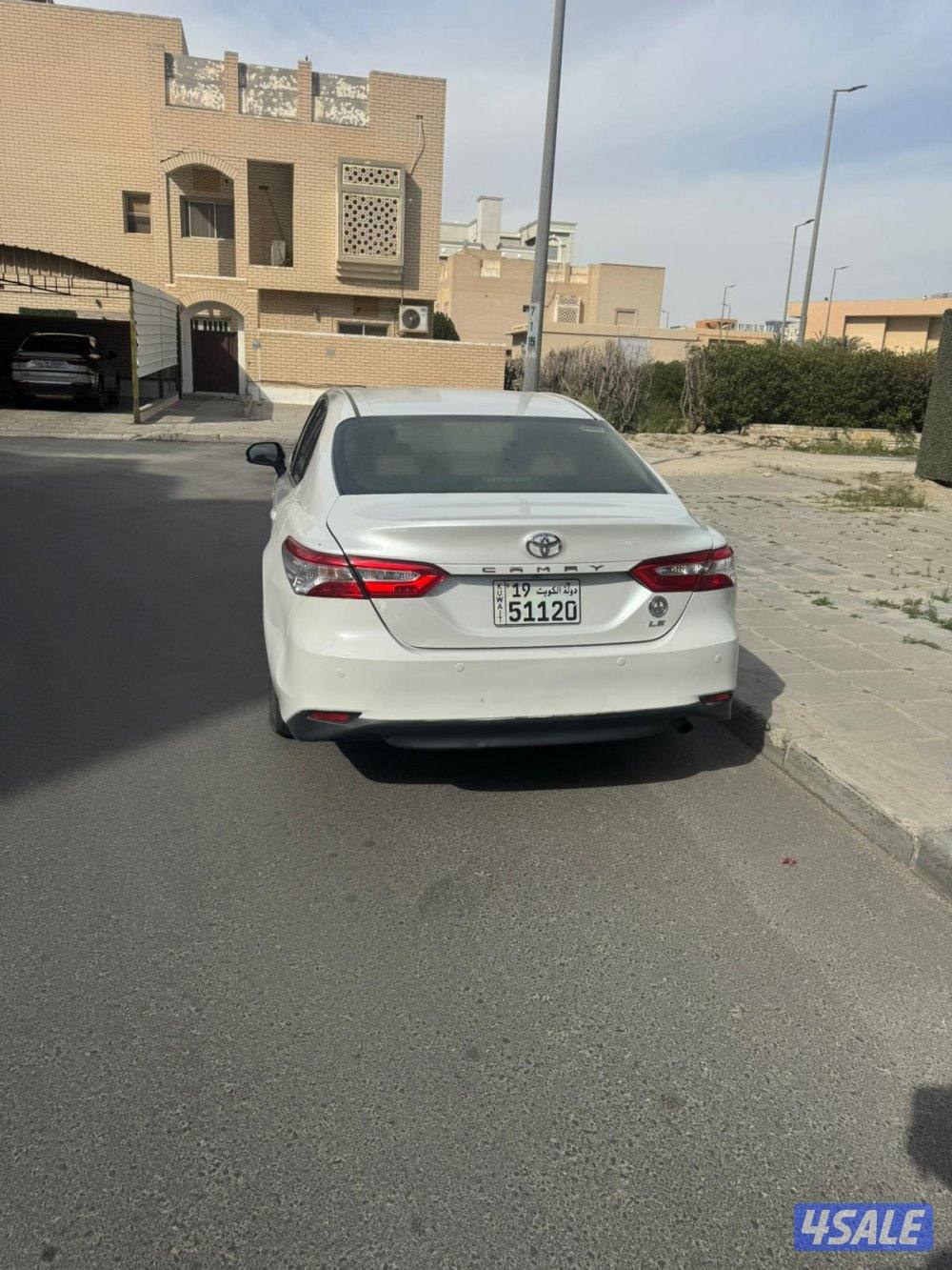 كامري LE ٢٠٢٠ الساير عداد ٢١١ ألف شرط الفحص قير مكينه شاصي البدي ٣ قطع1