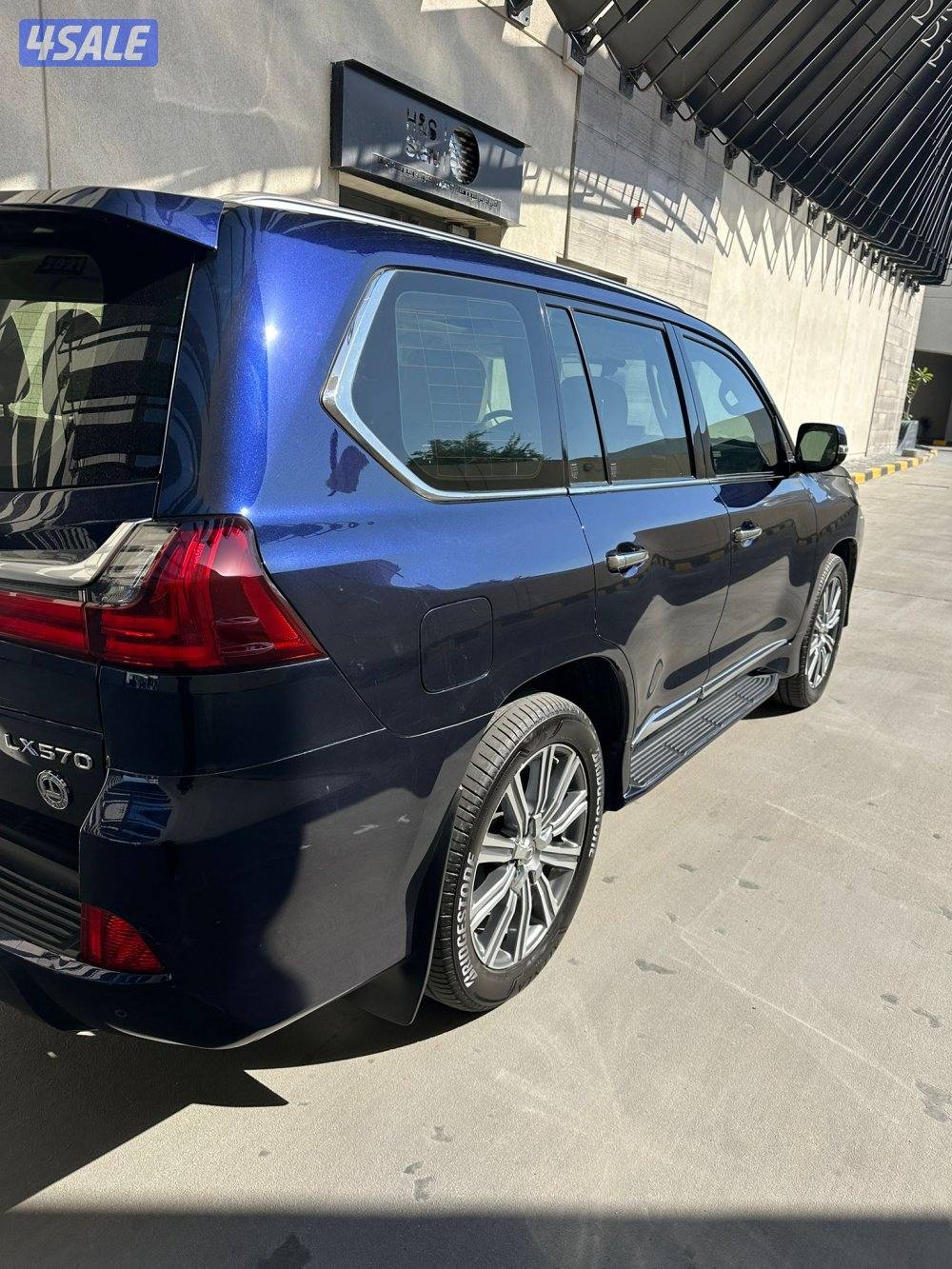 لكزس LX570 ٢٠١٦ الساير عداد ٢١٠ ألف شرط الفحص صبغ وكاله كامل مواصفات3