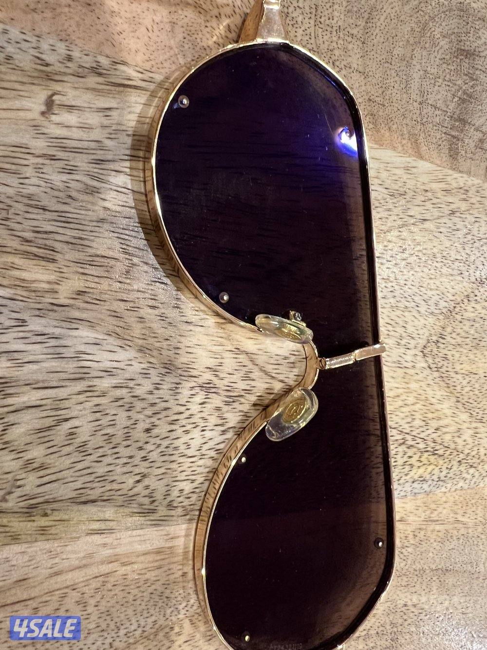 للبيع نظارة كارتير وساعات فيرقامو ولونج جينز ولويس ايراد كالجديد مع كا3