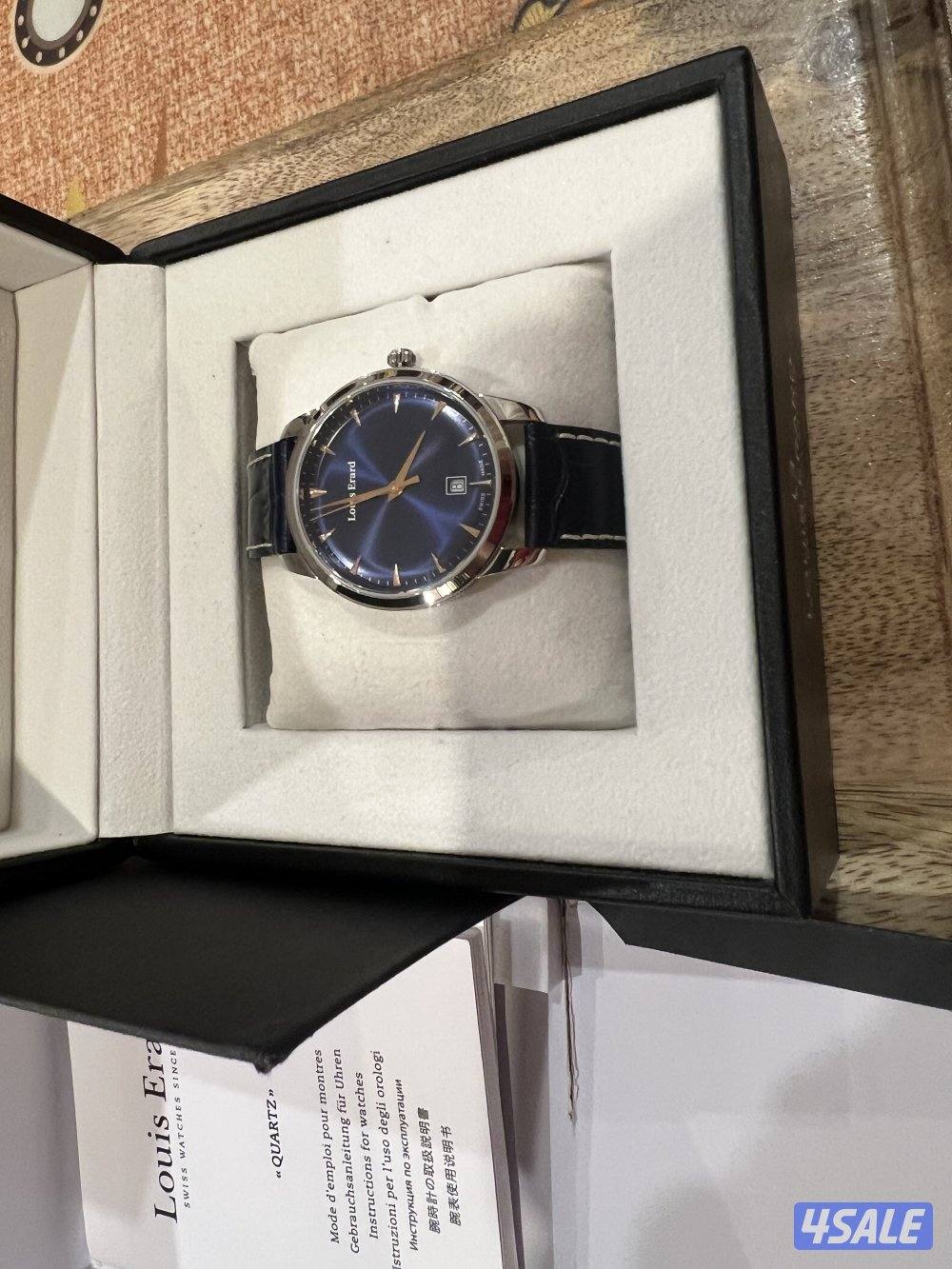 للبيع نظارة كارتير وساعات فيرقامو ولونج جينز ولويس ايراد كالجديد مع كا4