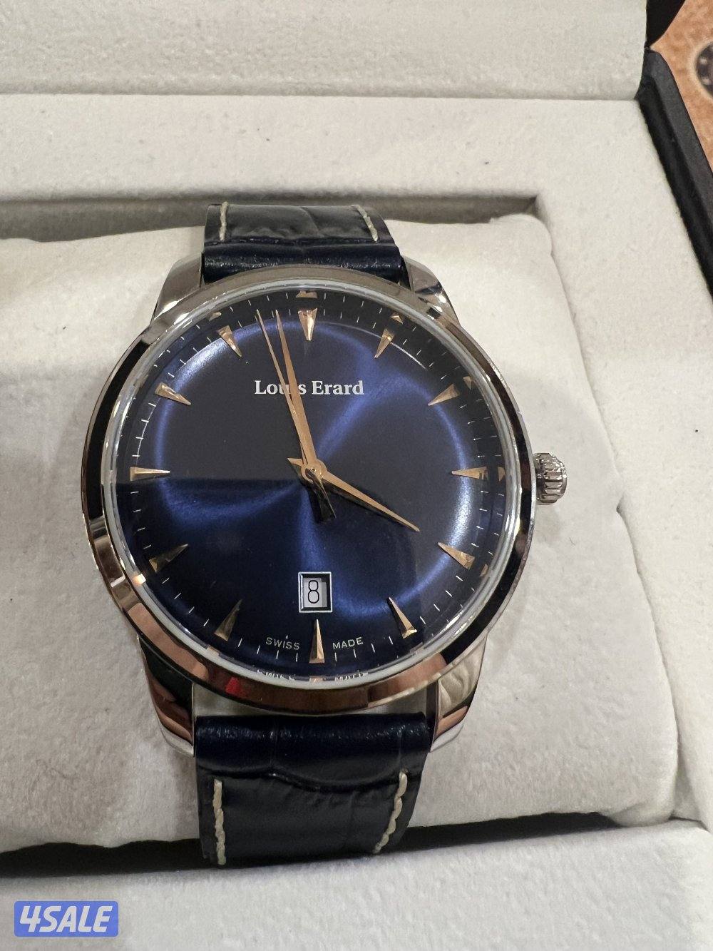 للبيع نظارة كارتير وساعات فيرقامو ولونج جينز ولويس ايراد كالجديد مع كا5