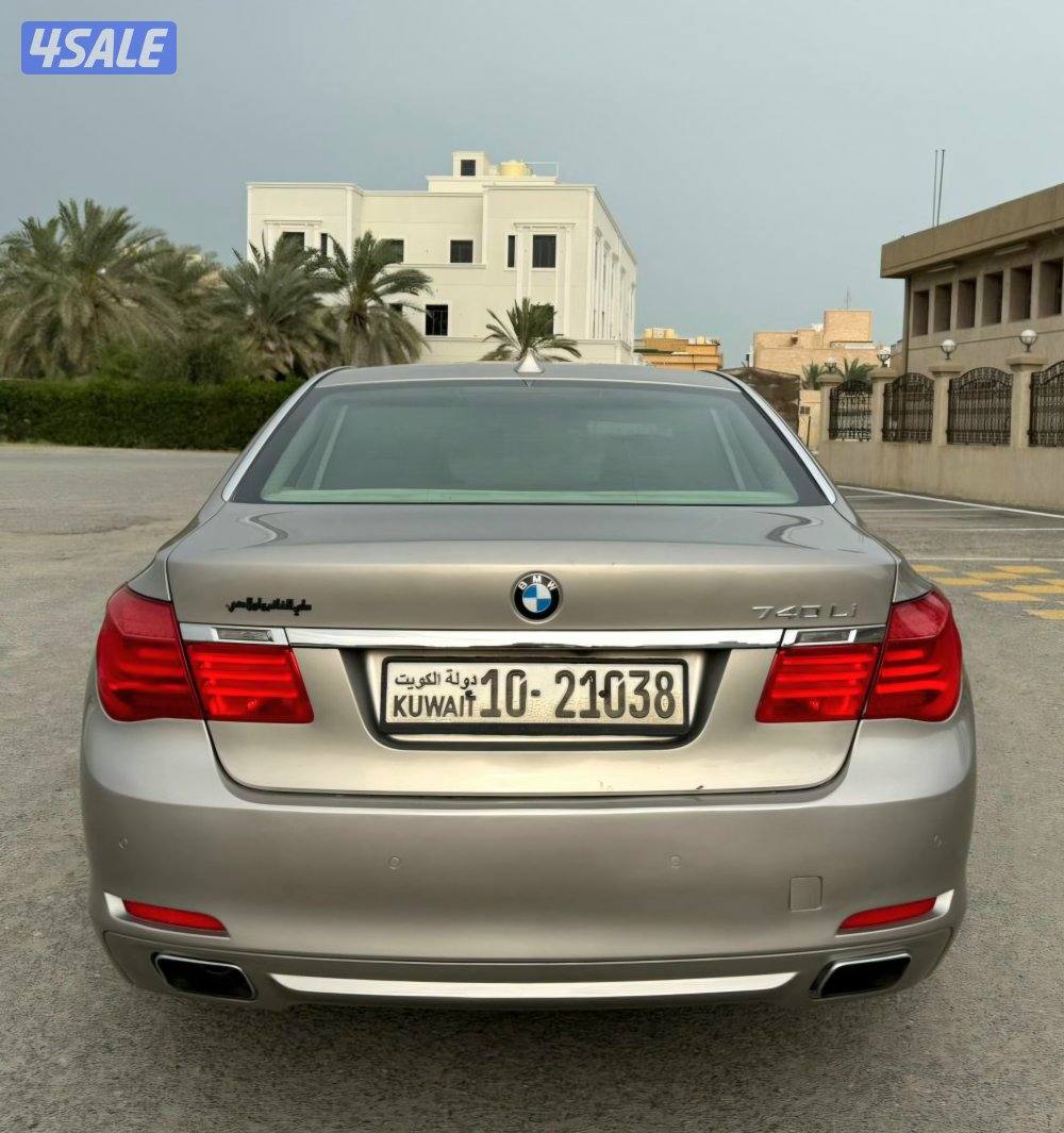 بحالة ممتازة جدا بي ام دبليو 740LI الغانم 2011 فحص ماكينة قير شاسي3