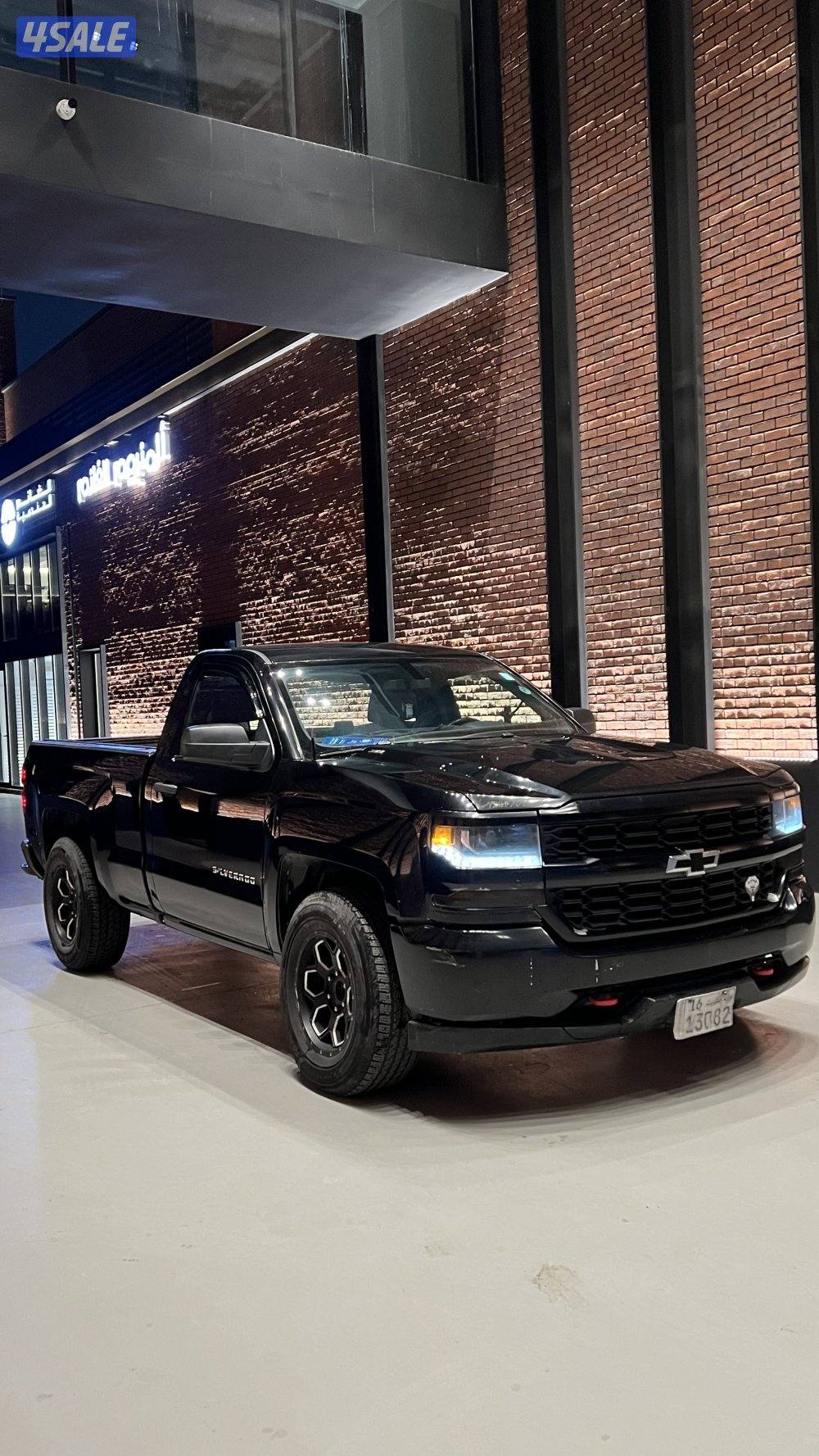 للبيع سلفرادو 2018 ls0