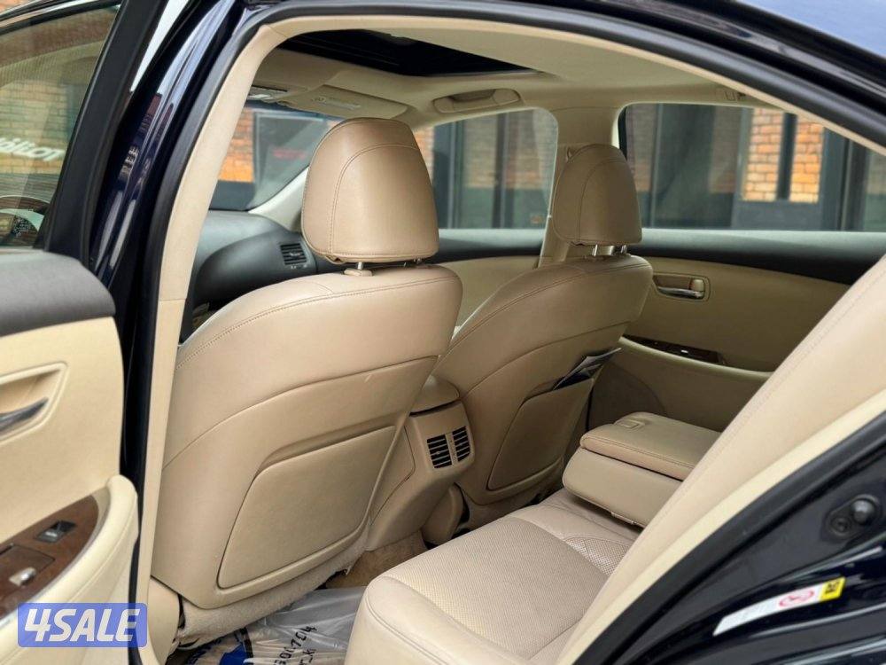 للبيع لكزز ESموديل2010 ماشي 160 سيرفس منتظم بالوكاله7