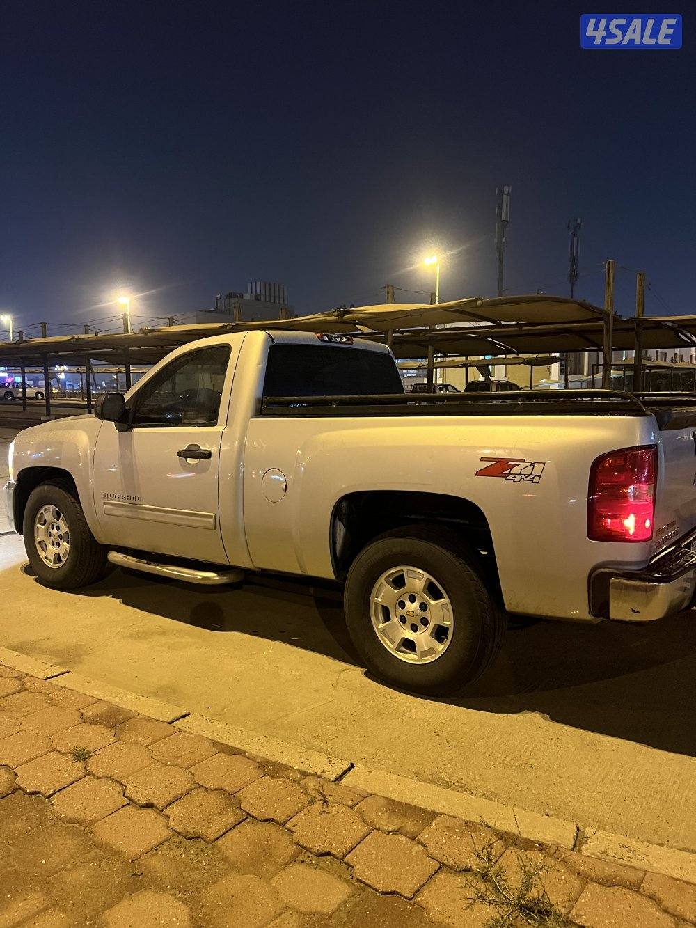 وانيت سلفرادو0