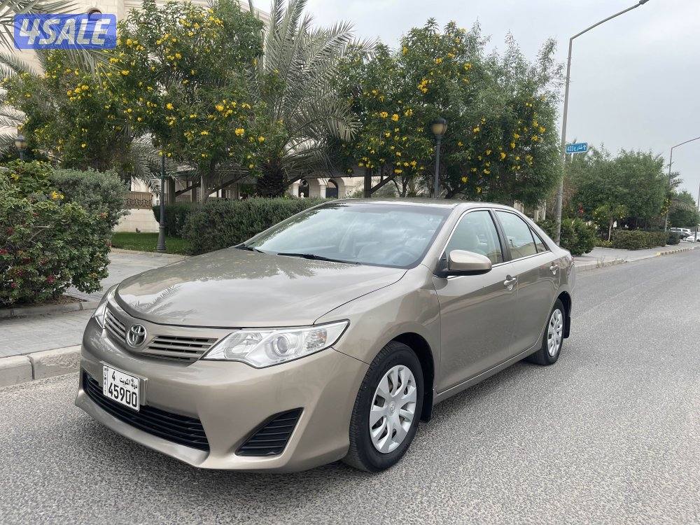 كامري GL موديل 2015 عداد 110 الف بحاله الوكاله0