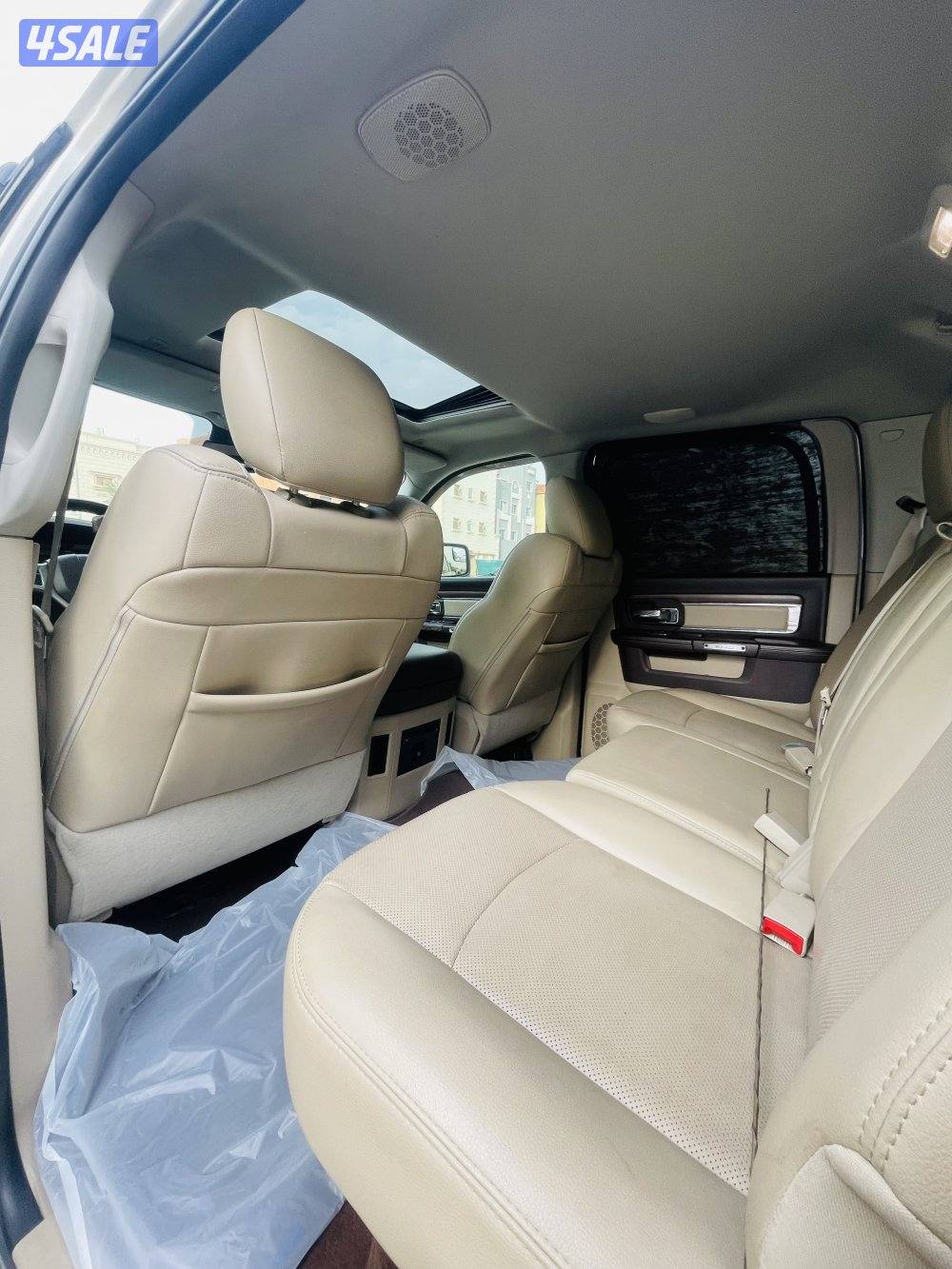 وانيت رام LARAMlE موديل 2017 صبغ الوكاله سيرفس وكاله6