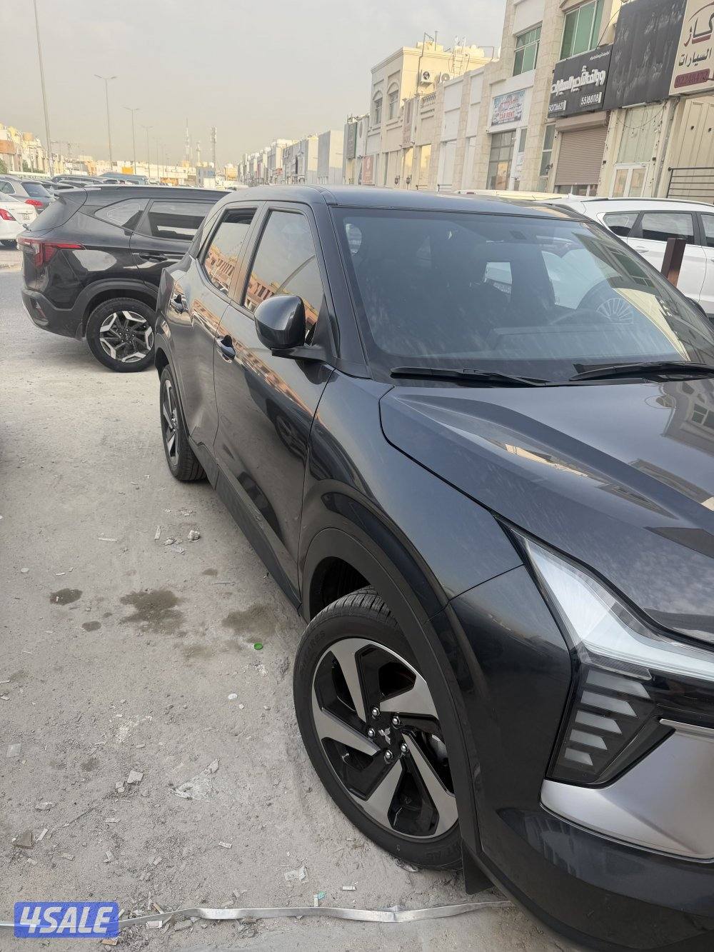 الجميرا كار لتاجير السيارات والباصات12