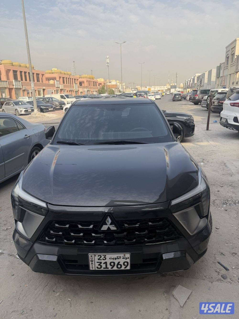 الجميرا كار لتاجير السيارات والباصات13