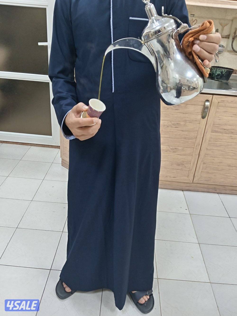 خدمة شاي وقهوة وخدمة ضيافة وخدمة إيقاف سيارات ومقهوجيه وصبابين قهوة3