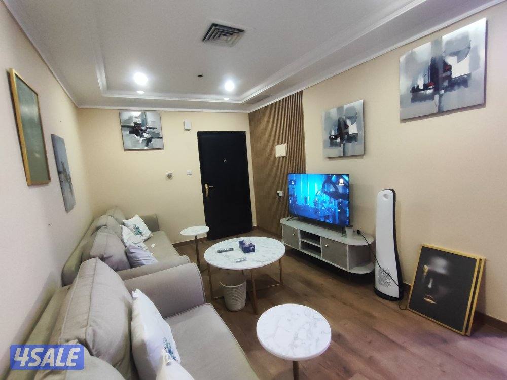 شقق لايجار حولي خلو وفاضي مساحه كبيره غرفة صاله حمام مطبخ باركن سيارات0