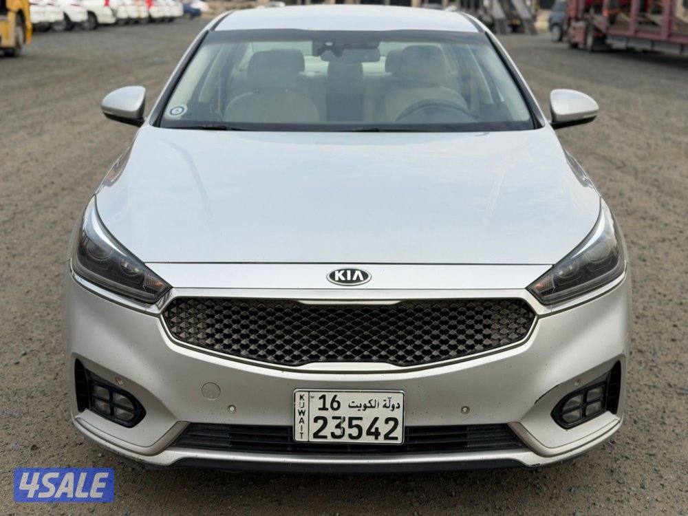 كيا كدينزا 2018 نظيف جدا7
