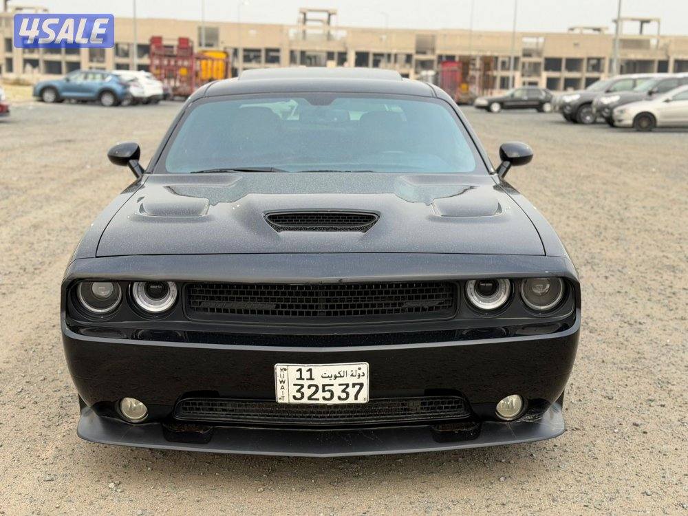تشالنجر SRT8 موديل 20137