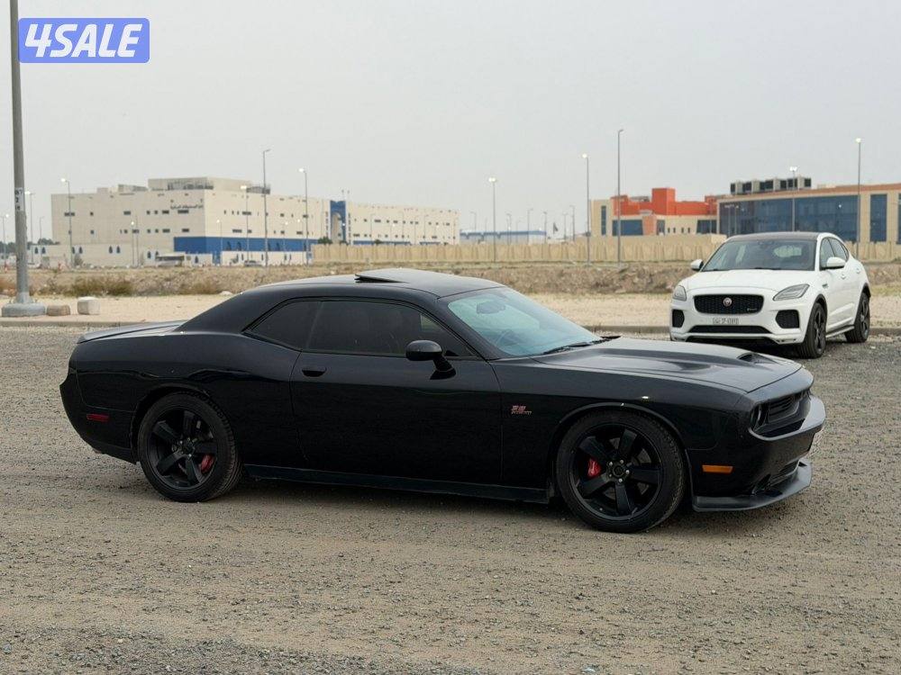 تشالنجر SRT8 موديل 20139
