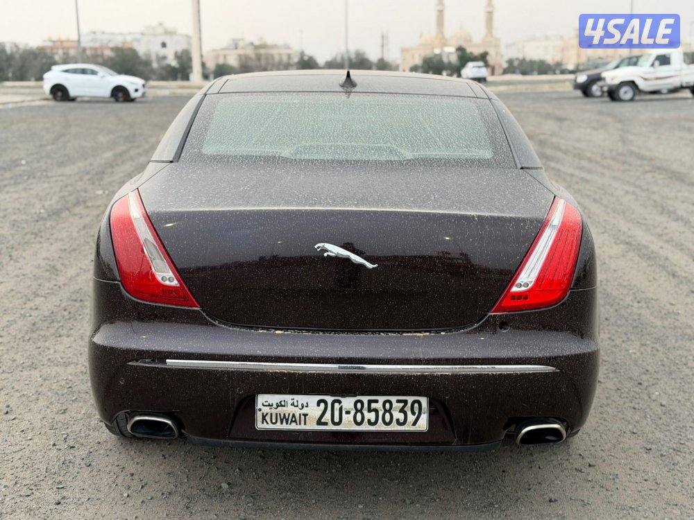 جاكور xj 2013 عداد 109 فقط1