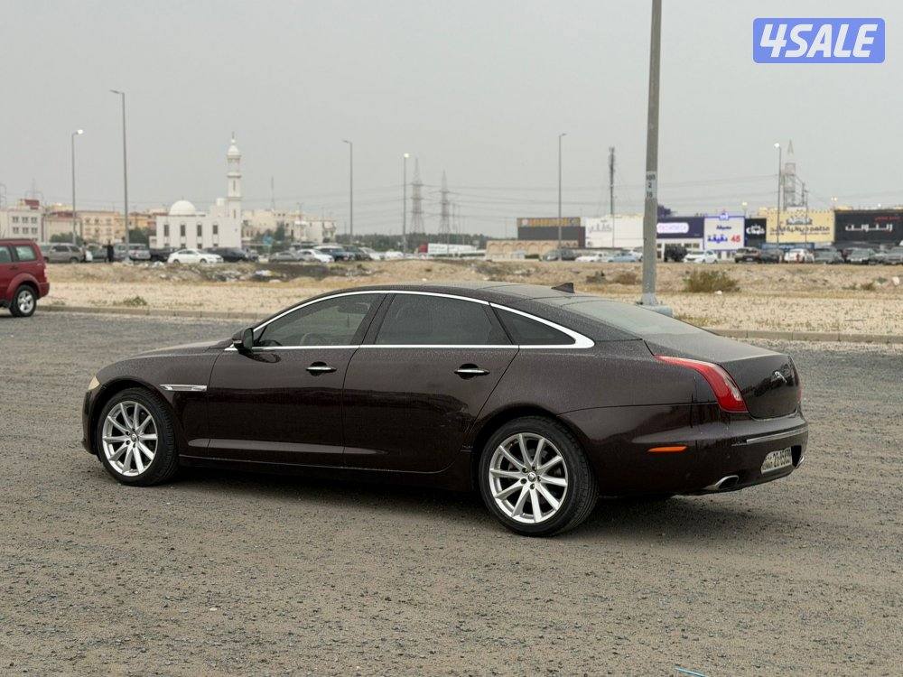 جاكور xj 2013 عداد 109 فقط2